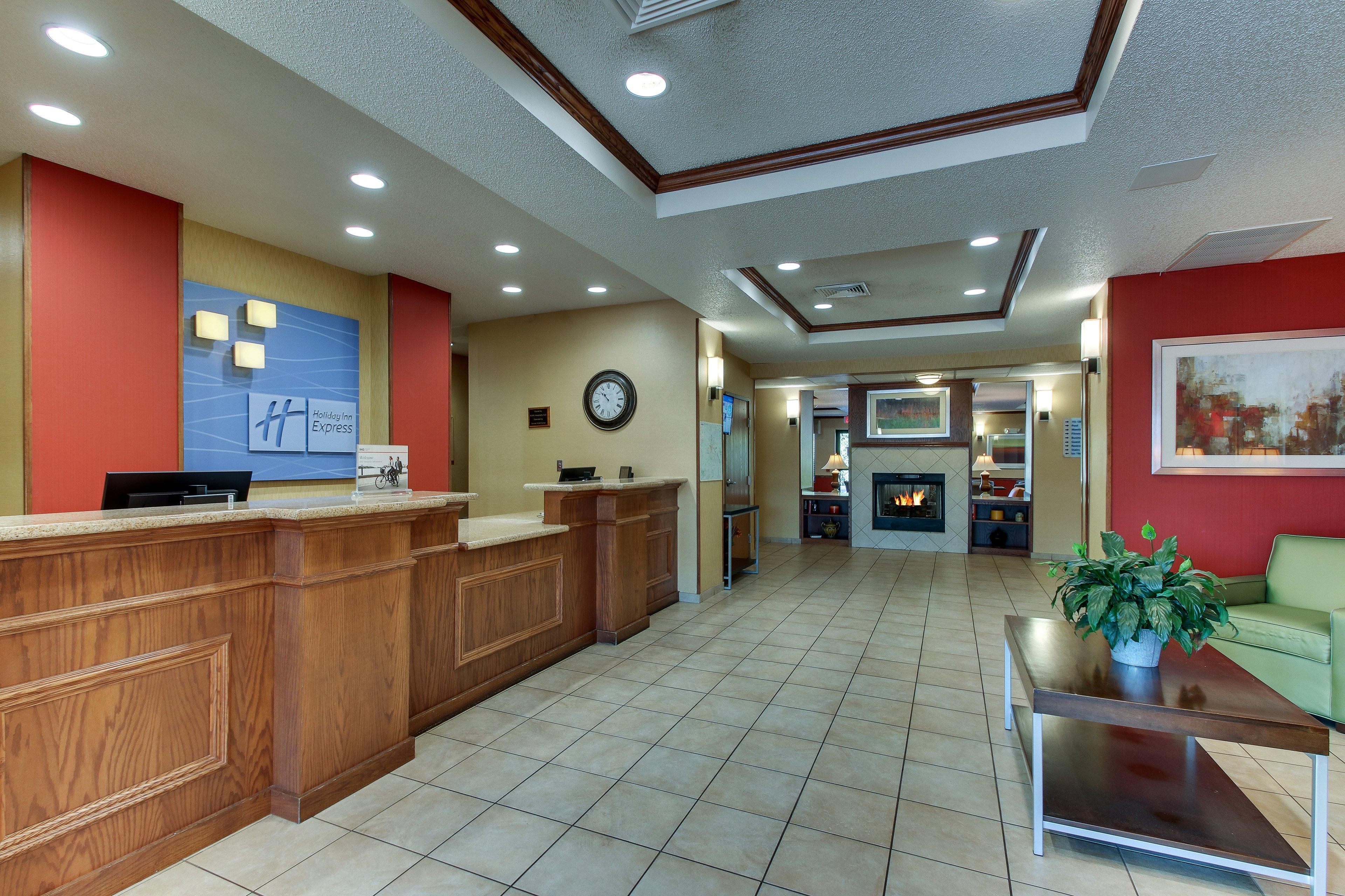 Holiday Inn Express Hotel & Suites Lancaster-Lititz By Ihg Dış mekan fotoğraf