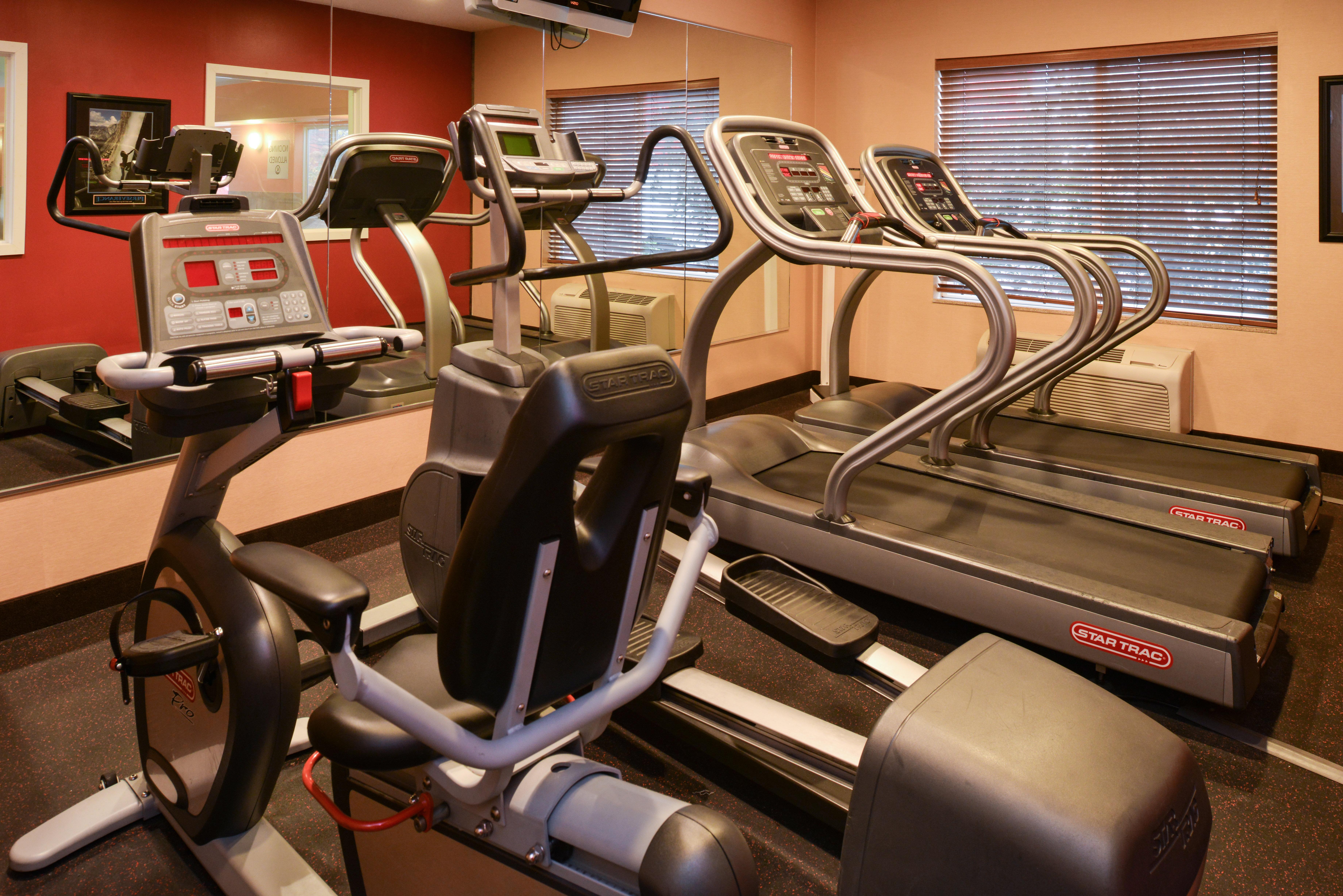 Holiday Inn Express Hotel & Suites Lancaster-Lititz By Ihg Dış mekan fotoğraf