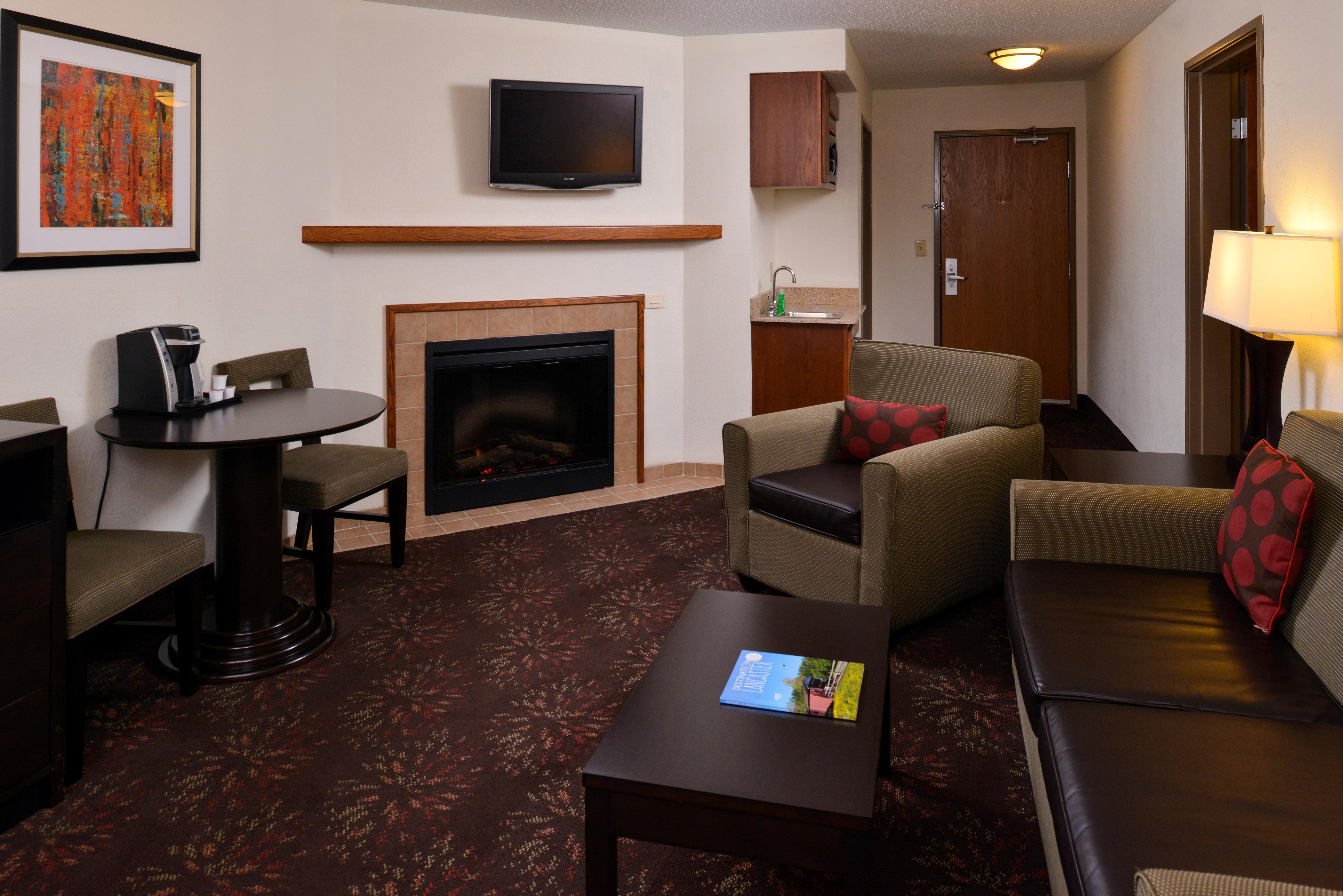 Holiday Inn Express Hotel & Suites Lancaster-Lititz By Ihg Dış mekan fotoğraf